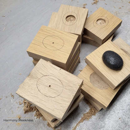 Puur en Praktisch | Geursteen Lava | Eikenhouten houder